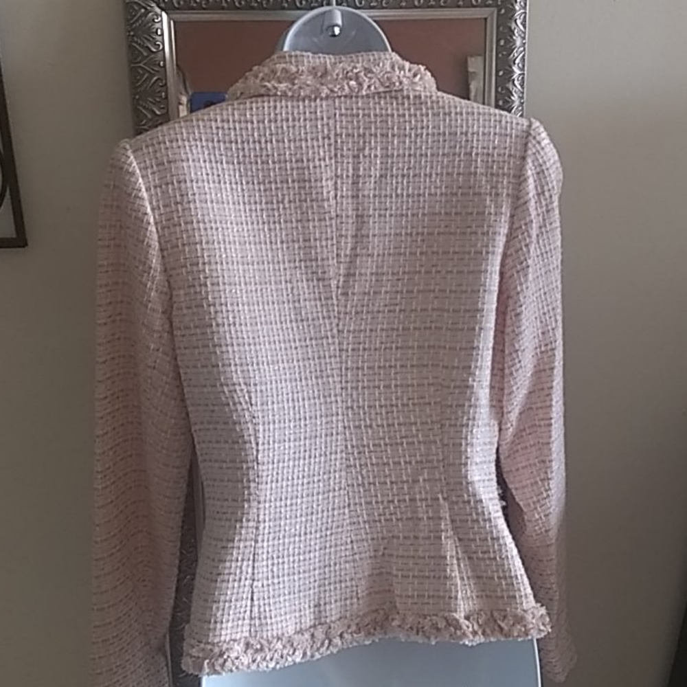 On hold NWOT tweed jacket - Picture 3 of 8
